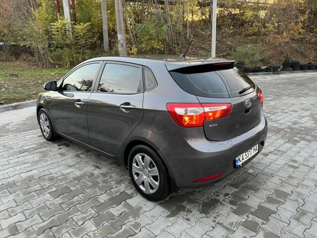 Кіа Ріо 2012 у Одесі на Automoto.ua Сірий Кіа Ріо, об'ємом двигуна 1.6 л та пробігом 103 тис. км за 6650 $, фото 1 на Automoto.ua