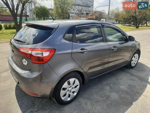 Серый Киа Рио, объемом двигателя 1.4 л и пробегом 198 тыс. км за 6700 $, фото 18 на Automoto.ua