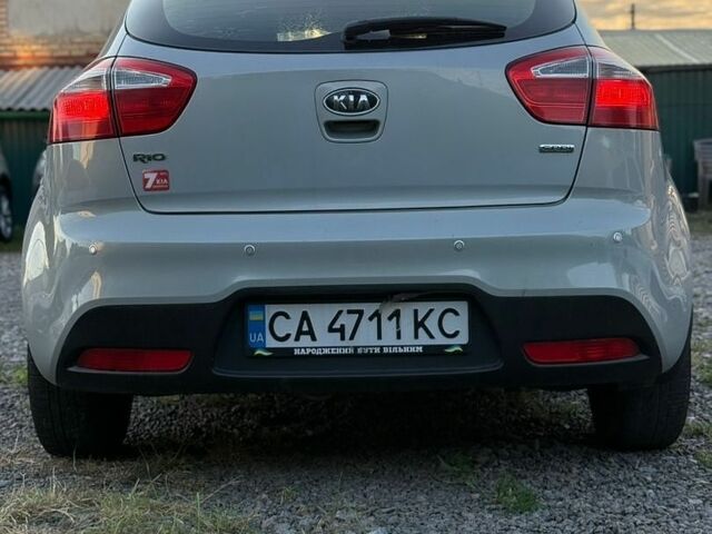 Сірий Кіа Ріо, об'ємом двигуна 1.12 л та пробігом 224 тис. км за 4900 $, фото 7 на Automoto.ua