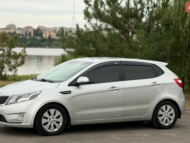 Сірий Кіа Ріо, об'ємом двигуна 1.59 л та пробігом 189 тис. км за 7300 $, фото 6 на Automoto.ua