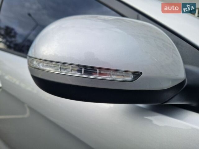 Серый Киа Рио, объемом двигателя 1.6 л и пробегом 98 тыс. км за 9400 $, фото 29 на Automoto.ua