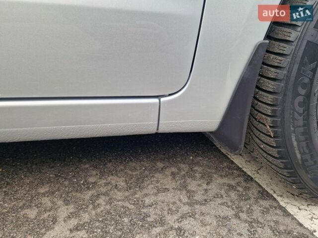 Серый Киа Рио, объемом двигателя 1.6 л и пробегом 98 тыс. км за 9400 $, фото 28 на Automoto.ua