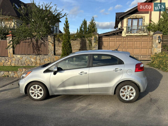 Серый Киа Рио, объемом двигателя 1.59 л и пробегом 138 тыс. км за 7800 $, фото 3 на Automoto.ua