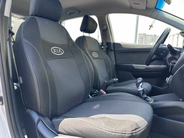 Серый Киа Рио, объемом двигателя 1.4 л и пробегом 62 тыс. км за 7990 $, фото 11 на Automoto.ua
