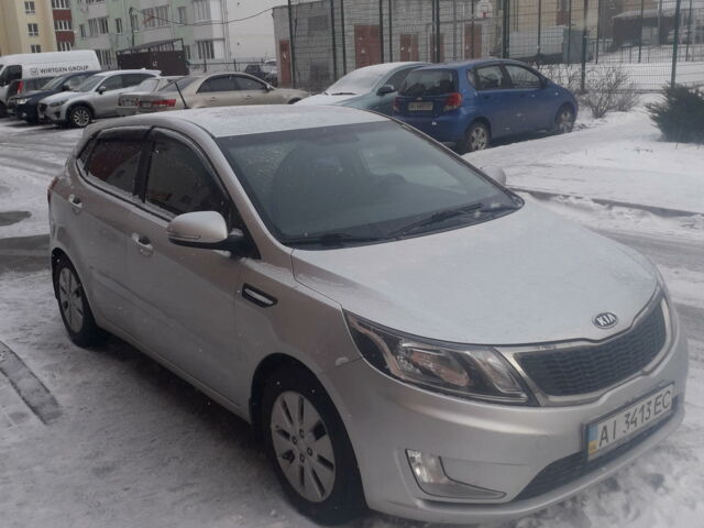 Серый Киа Рио, объемом двигателя 1.6 л и пробегом 168 тыс. км за 8800 $, фото 1 на Automoto.ua