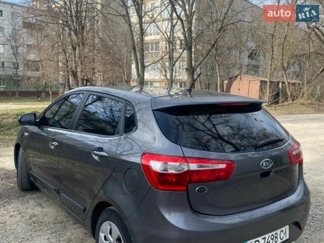 Сірий Кіа Ріо, об'ємом двигуна 1.4 л та пробігом 119 тис. км за 7450 $, фото 4 на Automoto.ua