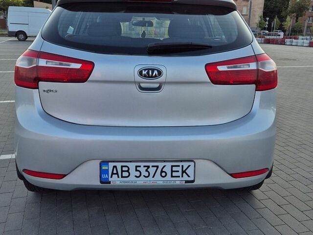 Серый Киа Рио, объемом двигателя 1.4 л и пробегом 162 тыс. км за 6650 $, фото 7 на Automoto.ua