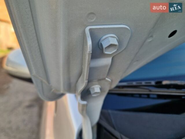 Серый Киа Рио, объемом двигателя 1.6 л и пробегом 98 тыс. км за 9400 $, фото 72 на Automoto.ua