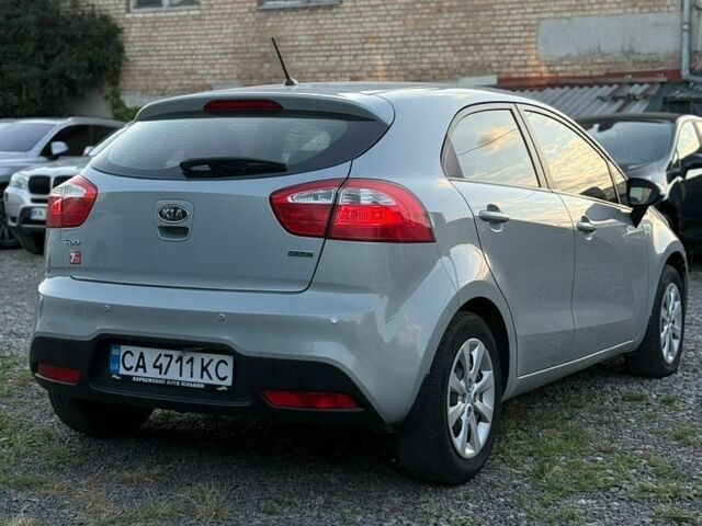 Сірий Кіа Ріо, об'ємом двигуна 1.12 л та пробігом 224 тис. км за 4900 $, фото 9 на Automoto.ua