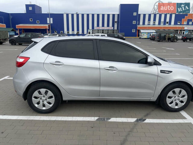 Сірий Кіа Ріо, об'ємом двигуна 1.4 л та пробігом 226 тис. км за 7000 $, фото 18 на Automoto.ua