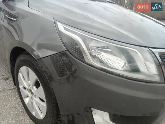 Серый Киа Рио, объемом двигателя 1.59 л и пробегом 230 тыс. км за 7500 $, фото 21 на Automoto.ua