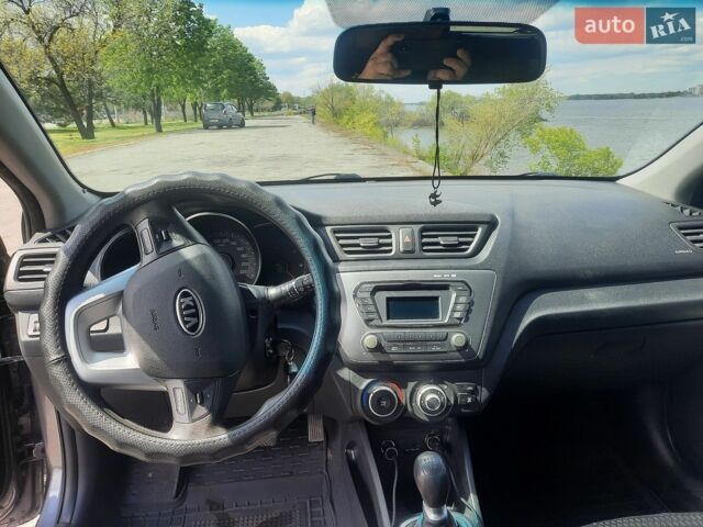 Серый Киа Рио, объемом двигателя 1.4 л и пробегом 198 тыс. км за 6500 $, фото 8 на Automoto.ua
