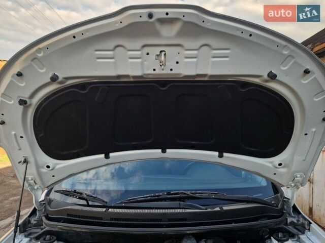 Серый Киа Рио, объемом двигателя 1.6 л и пробегом 98 тыс. км за 9400 $, фото 70 на Automoto.ua