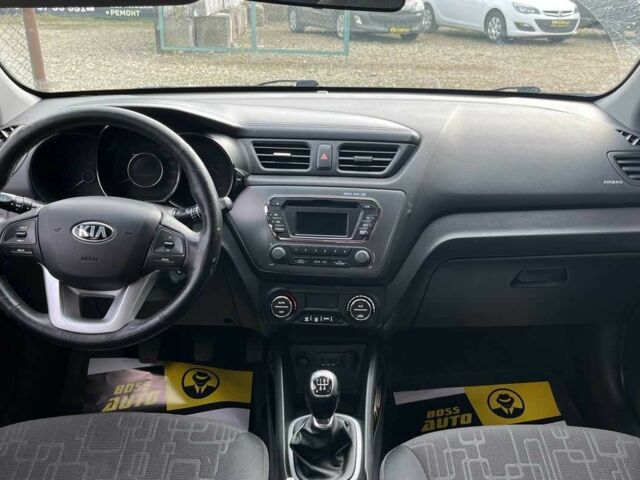 Серый Киа Рио, объемом двигателя 1.6 л и пробегом 218 тыс. км за 8500 $, фото 8 на Automoto.ua