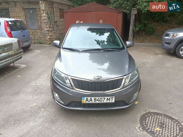 Серый Киа Рио, объемом двигателя 1.6 л и пробегом 160 тыс. км за 7841 $, фото 3 на Automoto.ua
