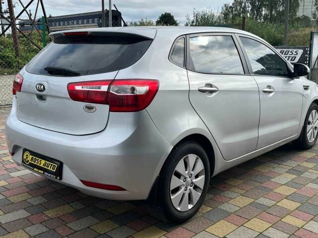 Серый Киа Рио, объемом двигателя 1.6 л и пробегом 218 тыс. км за 8500 $, фото 6 на Automoto.ua