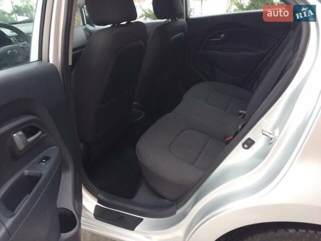 Серый Киа Рио, объемом двигателя 1.25 л и пробегом 172 тыс. км за 6800 $, фото 14 на Automoto.ua