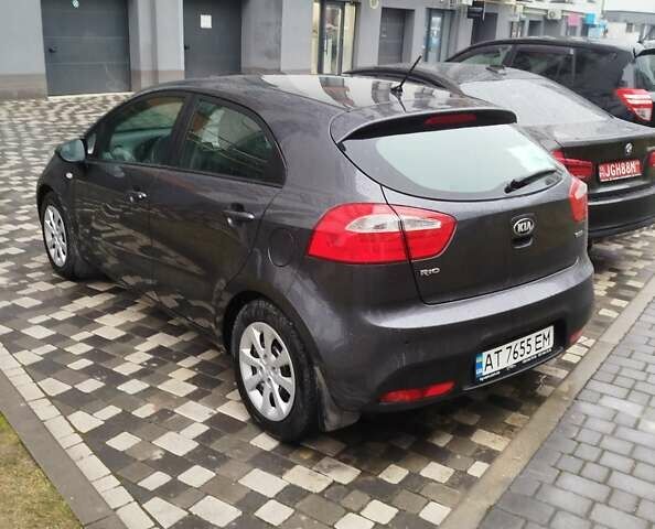 Сірий Кіа Ріо, об'ємом двигуна 1.12 л та пробігом 174 тис. км за 7100 $, фото 3 на Automoto.ua