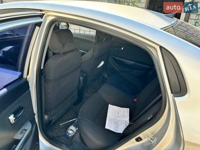 Серый Киа Рио, объемом двигателя 1.59 л и пробегом 145 тыс. км за 8800 $, фото 7 на Automoto.ua