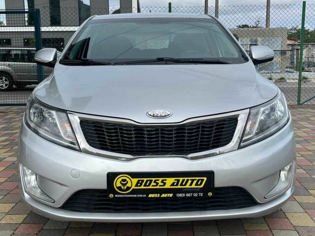 Серый Киа Рио, объемом двигателя 1.6 л и пробегом 218 тыс. км за 8500 $, фото 1 на Automoto.ua
