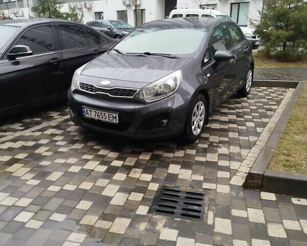 Сірий Кіа Ріо, об'ємом двигуна 1.12 л та пробігом 174 тис. км за 7100 $, фото 6 на Automoto.ua