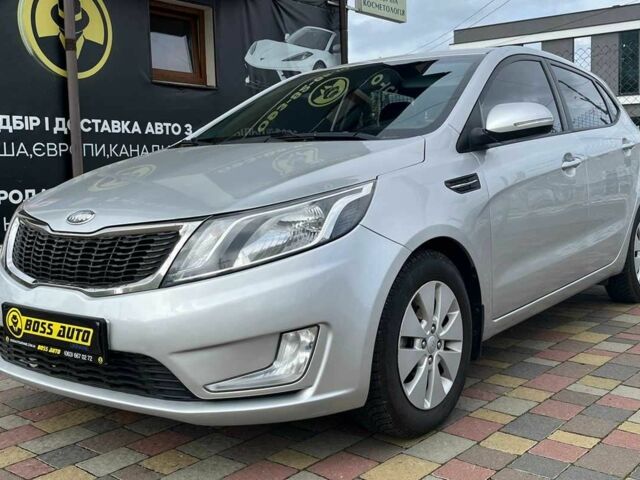 Серый Киа Рио, объемом двигателя 1.6 л и пробегом 218 тыс. км за 8500 $, фото 2 на Automoto.ua