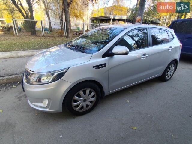 Сірий Кіа Ріо, об'ємом двигуна 1.6 л та пробігом 218 тис. км за 6500 $, фото 4 на Automoto.ua