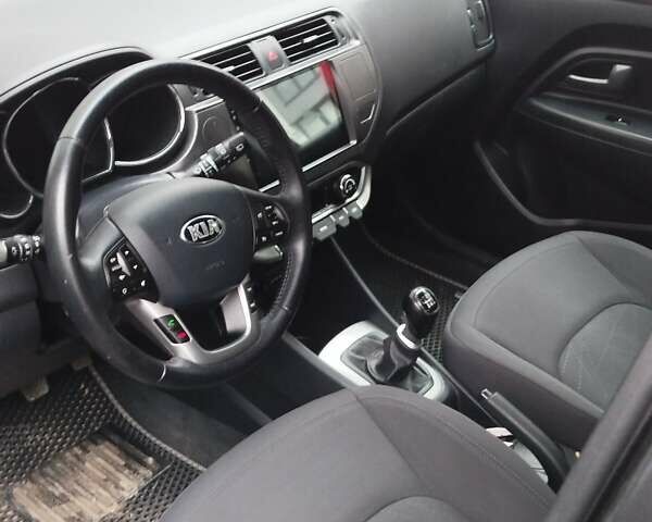 Сірий Кіа Ріо, об'ємом двигуна 1.12 л та пробігом 174 тис. км за 7100 $, фото 11 на Automoto.ua