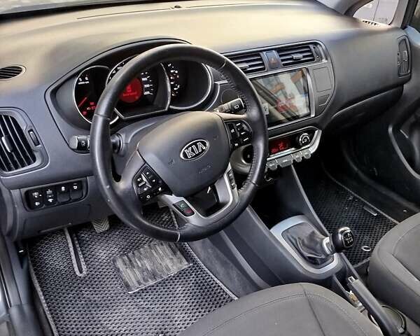 Сірий Кіа Ріо, об'ємом двигуна 1.12 л та пробігом 174 тис. км за 7100 $, фото 8 на Automoto.ua