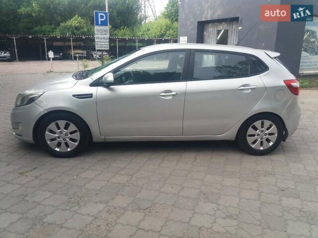 Сірий Кіа Ріо, об'ємом двигуна 1.59 л та пробігом 195 тис. км за 5900 $, фото 7 на Automoto.ua