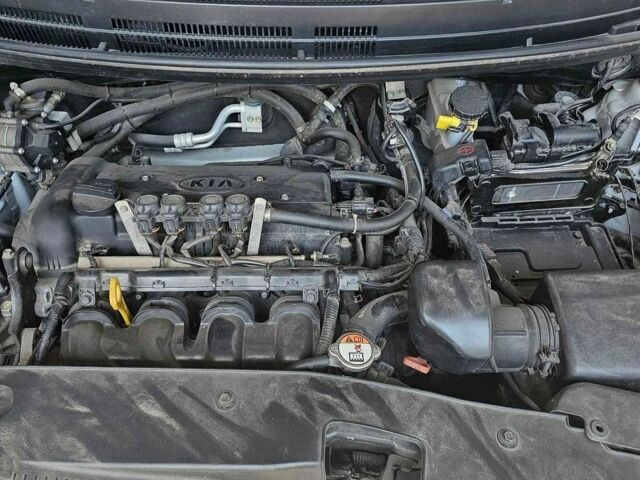 Серый Киа Рио, объемом двигателя 1.4 л и пробегом 103 тыс. км за 3300 $, фото 3 на Automoto.ua