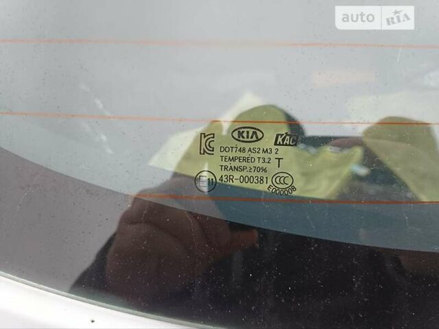 Сірий Кіа Ріо, об'ємом двигуна 1.12 л та пробігом 196 тис. км за 7500 $, фото 20 на Automoto.ua