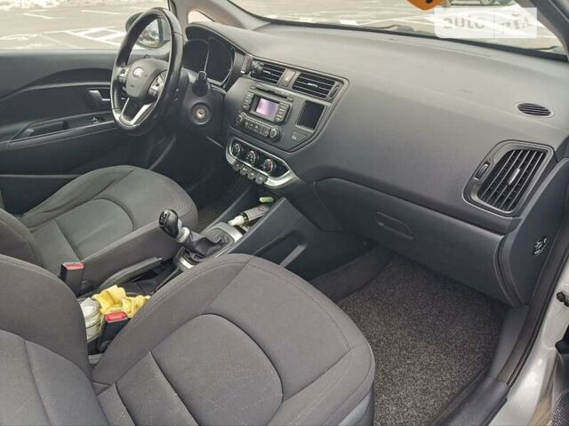 Сірий Кіа Ріо, об'ємом двигуна 1.12 л та пробігом 196 тис. км за 7500 $, фото 11 на Automoto.ua