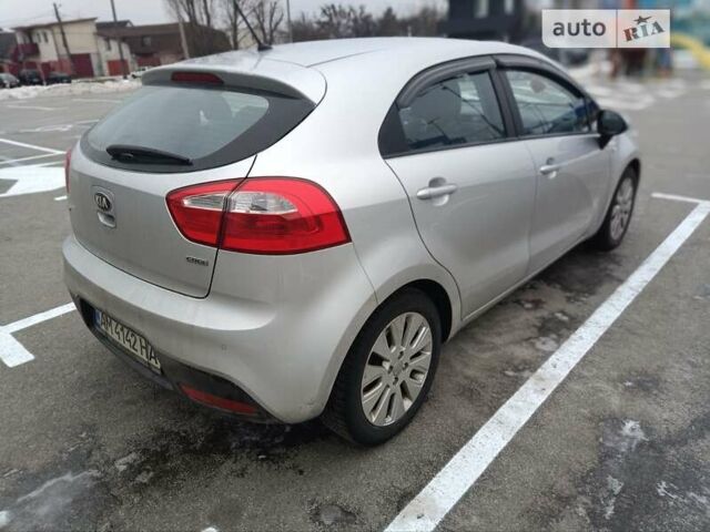 Сірий Кіа Ріо, об'ємом двигуна 1.12 л та пробігом 196 тис. км за 7500 $, фото 4 на Automoto.ua