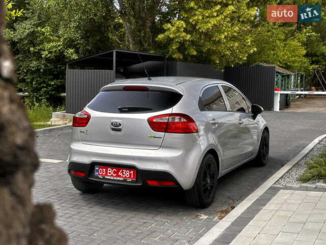 Серый Киа Рио, объемом двигателя 1.1 л и пробегом 190 тыс. км за 5999 $, фото 12 на Automoto.ua