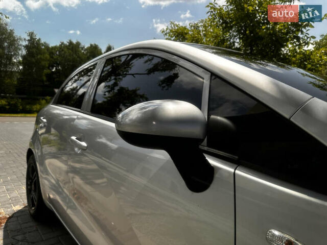 Серый Киа Рио, объемом двигателя 1.1 л и пробегом 190 тыс. км за 5999 $, фото 21 на Automoto.ua