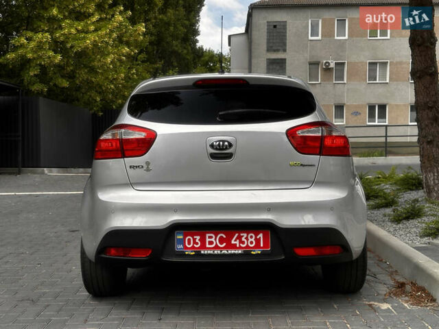 Серый Киа Рио, объемом двигателя 1.1 л и пробегом 190 тыс. км за 5999 $, фото 11 на Automoto.ua