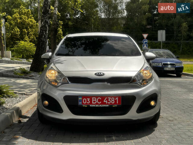 Серый Киа Рио, объемом двигателя 1.1 л и пробегом 190 тыс. км за 5999 $, фото 2 на Automoto.ua