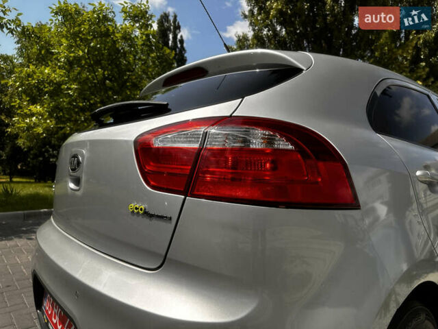 Серый Киа Рио, объемом двигателя 1.1 л и пробегом 190 тыс. км за 5999 $, фото 15 на Automoto.ua