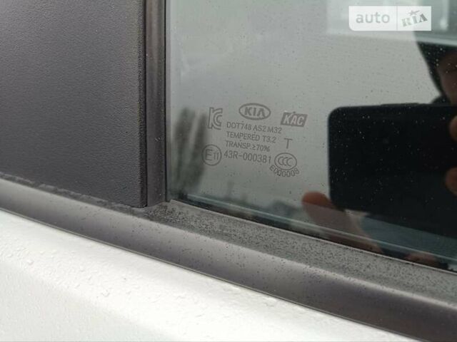 Сірий Кіа Ріо, об'ємом двигуна 1.12 л та пробігом 196 тис. км за 7500 $, фото 22 на Automoto.ua