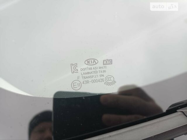 Сірий Кіа Ріо, об'ємом двигуна 1.12 л та пробігом 202 тис. км за 5600 $, фото 17 на Automoto.ua