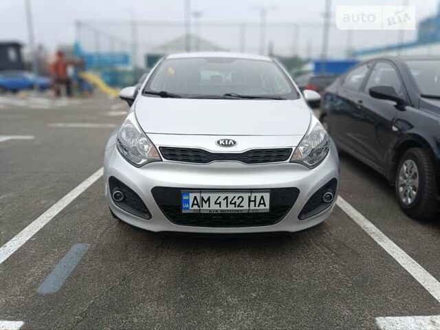 Сірий Кіа Ріо, об'ємом двигуна 1.12 л та пробігом 196 тис. км за 7500 $, фото 1 на Automoto.ua