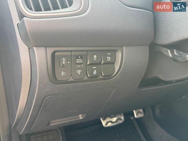 Сірий Кіа Ріо, об'ємом двигуна 1.4 л та пробігом 97 тис. км за 10700 $, фото 7 на Automoto.ua