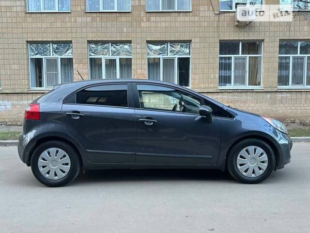 Сірий Кіа Ріо, об'ємом двигуна 0 л та пробігом 92 тис. км за 9900 $, фото 5 на Automoto.ua