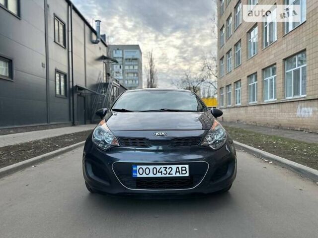 Сірий Кіа Ріо, об'ємом двигуна 0 л та пробігом 92 тис. км за 9900 $, фото 2 на Automoto.ua