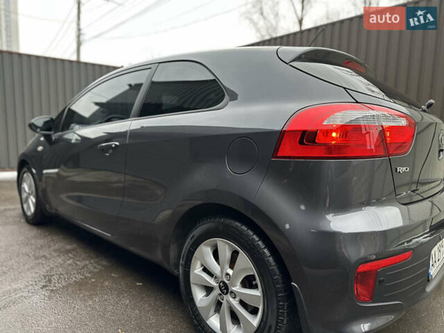 Серый Киа Рио, объемом двигателя 1.4 л и пробегом 56 тыс. км за 10800 $, фото 6 на Automoto.ua