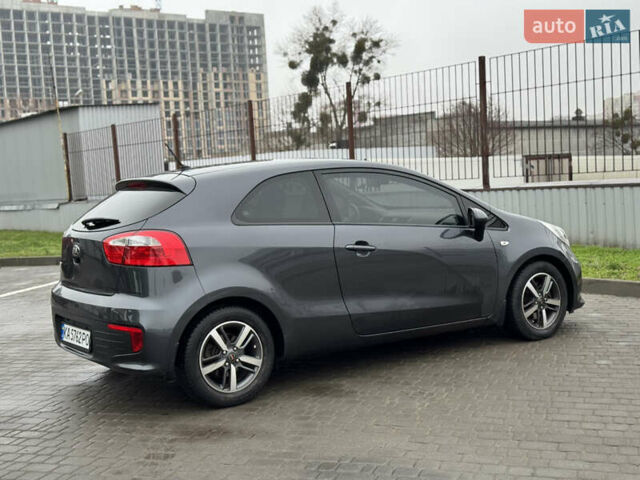 Серый Киа Рио, объемом двигателя 1.4 л и пробегом 85 тыс. км за 10999 $, фото 15 на Automoto.ua
