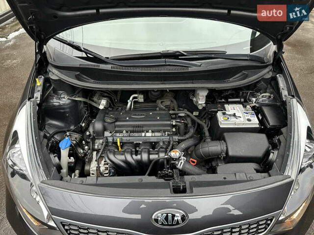 Серый Киа Рио, объемом двигателя 1.4 л и пробегом 56 тыс. км за 10800 $, фото 21 на Automoto.ua