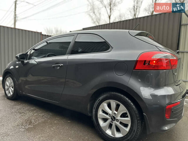 Серый Киа Рио, объемом двигателя 1.4 л и пробегом 56 тыс. км за 10800 $, фото 2 на Automoto.ua