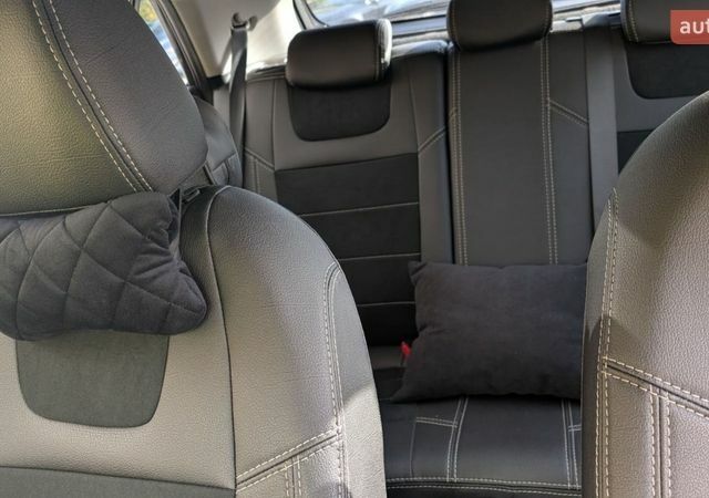 Серый Киа Рио, объемом двигателя 1.37 л и пробегом 88 тыс. км за 13700 $, фото 23 на Automoto.ua